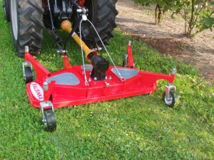 دروگر یونجه پشت تراکتوری مناسب برای برداشت سریع و آسان یونجه